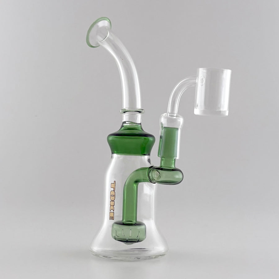 8" Rig with Quartz Banger